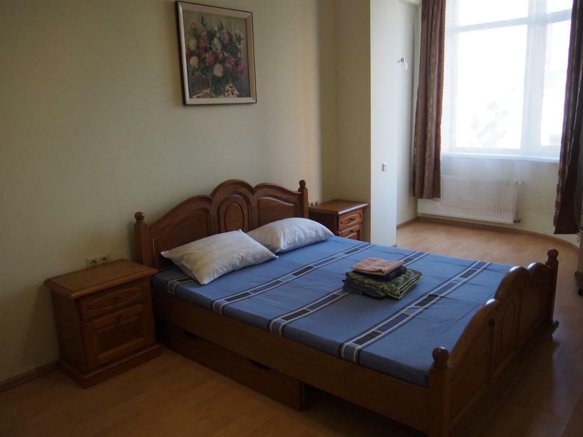 Dolphin Apartment Odessa Luaran gambar